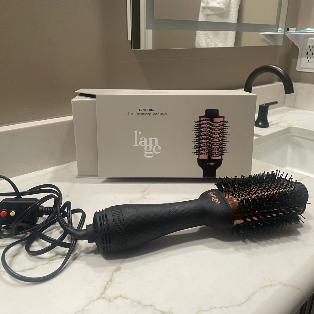 Lange Black and Gold Hair Volumizing Brush Dryer